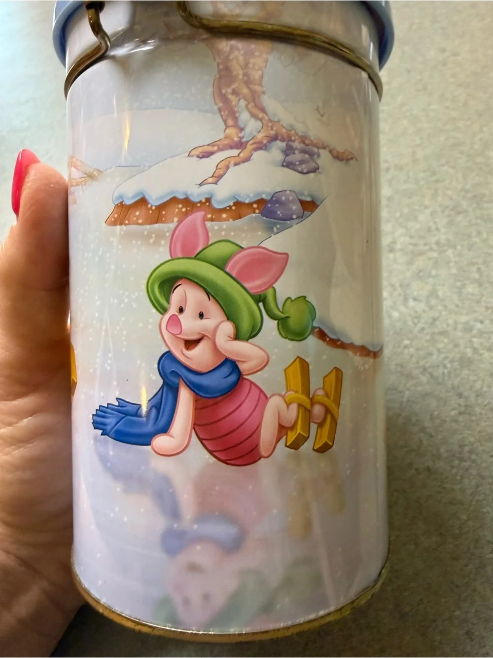 Winnie the Pooh Tin Canister